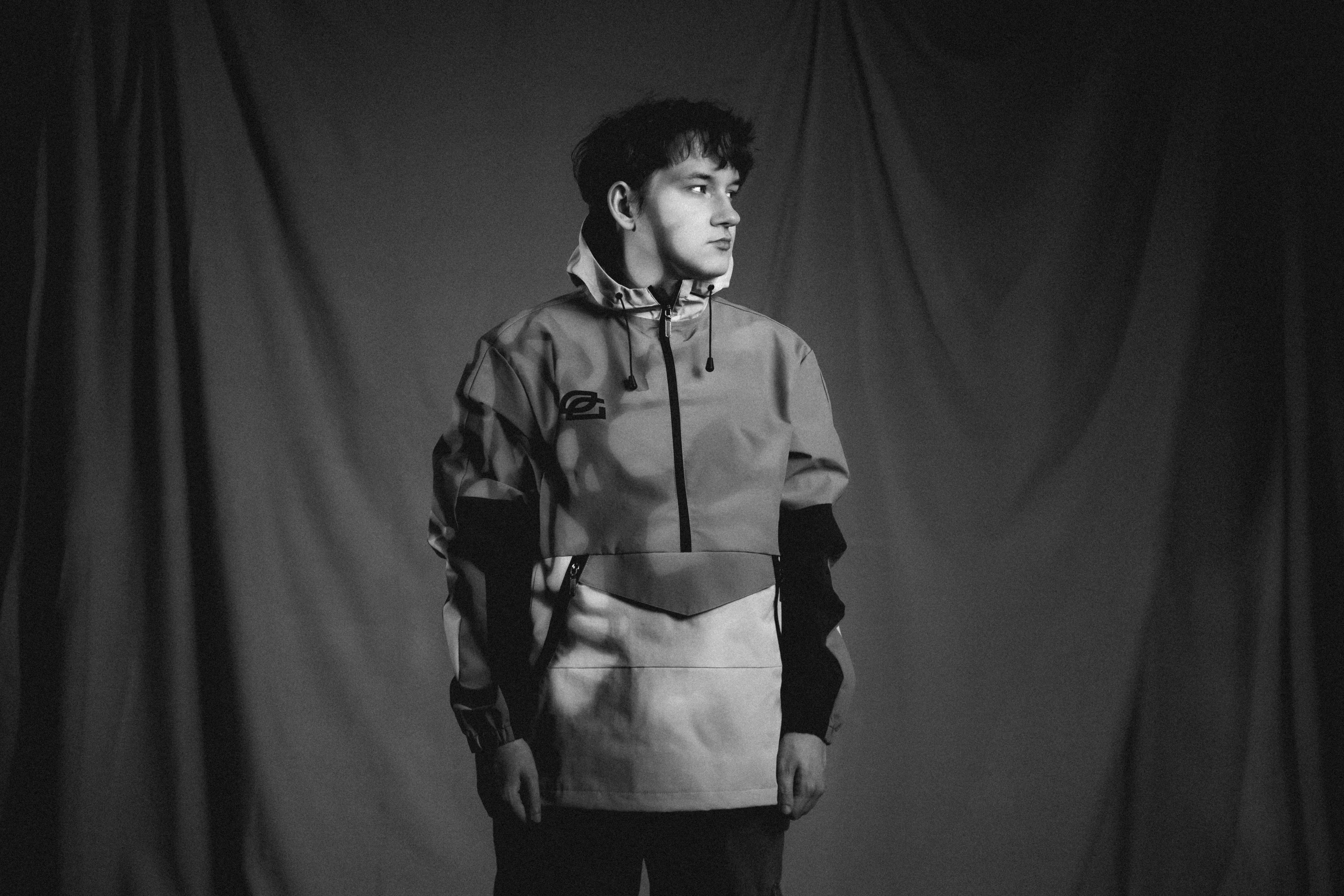 Deadwood Pullover Jacket - Image 5