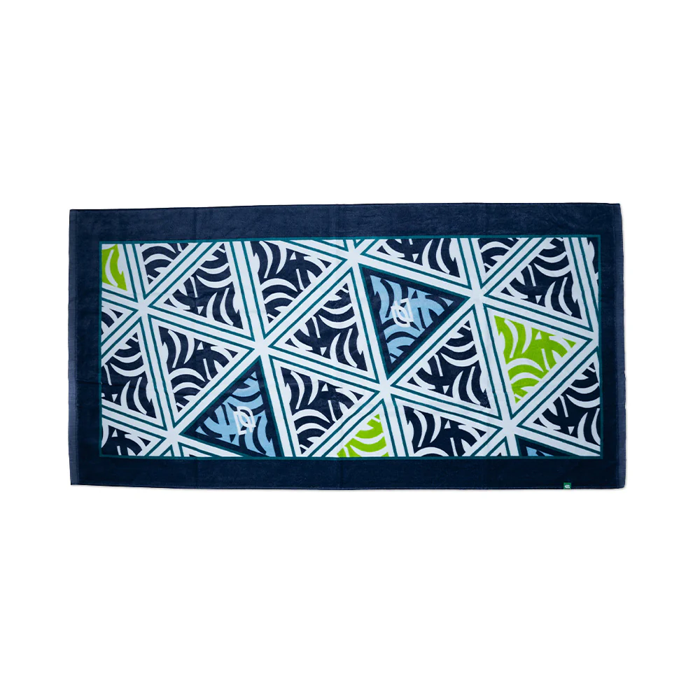 GL Summer Geometric Pattern Towel - Image 4