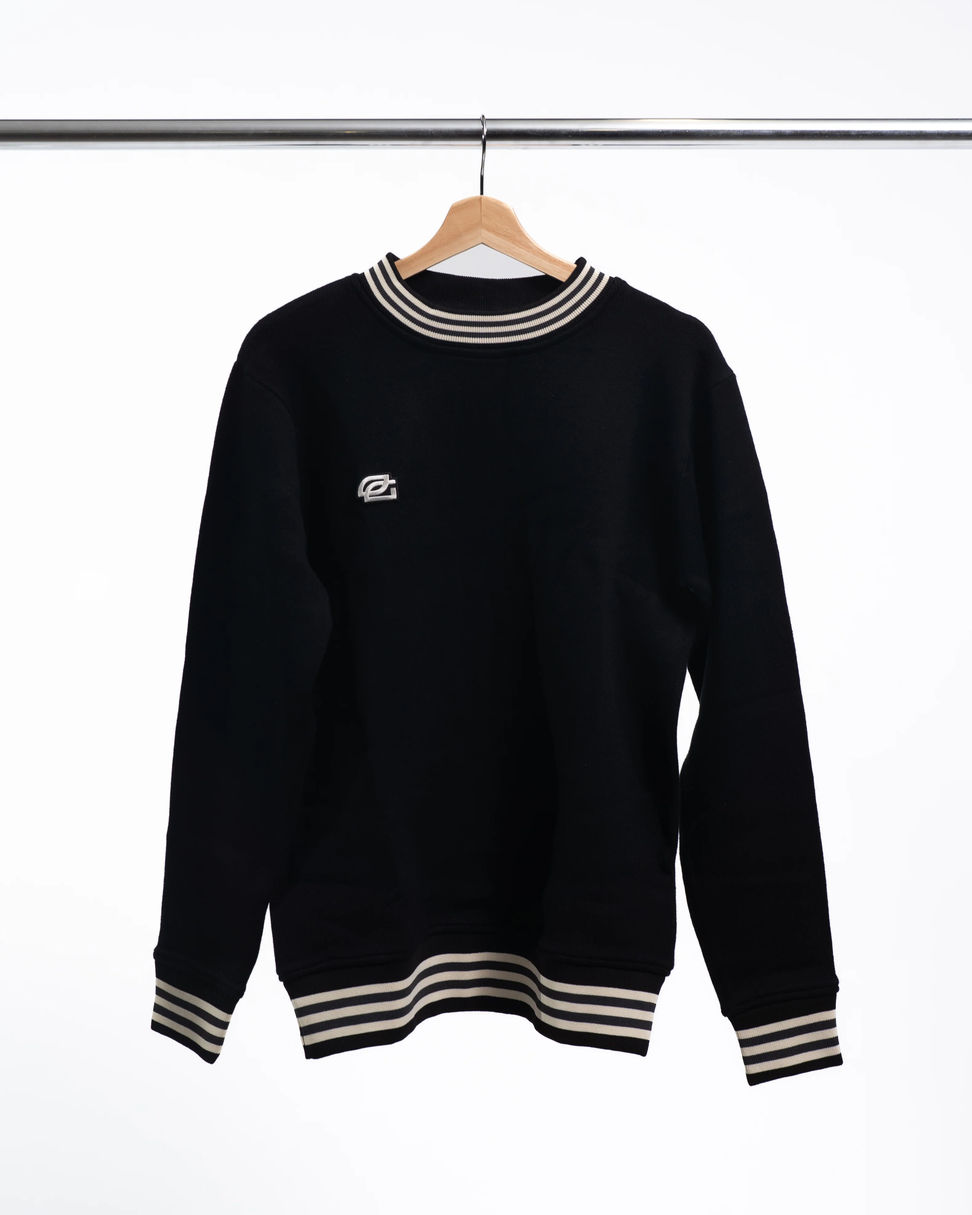 GL Winter Crewneck - Image 8