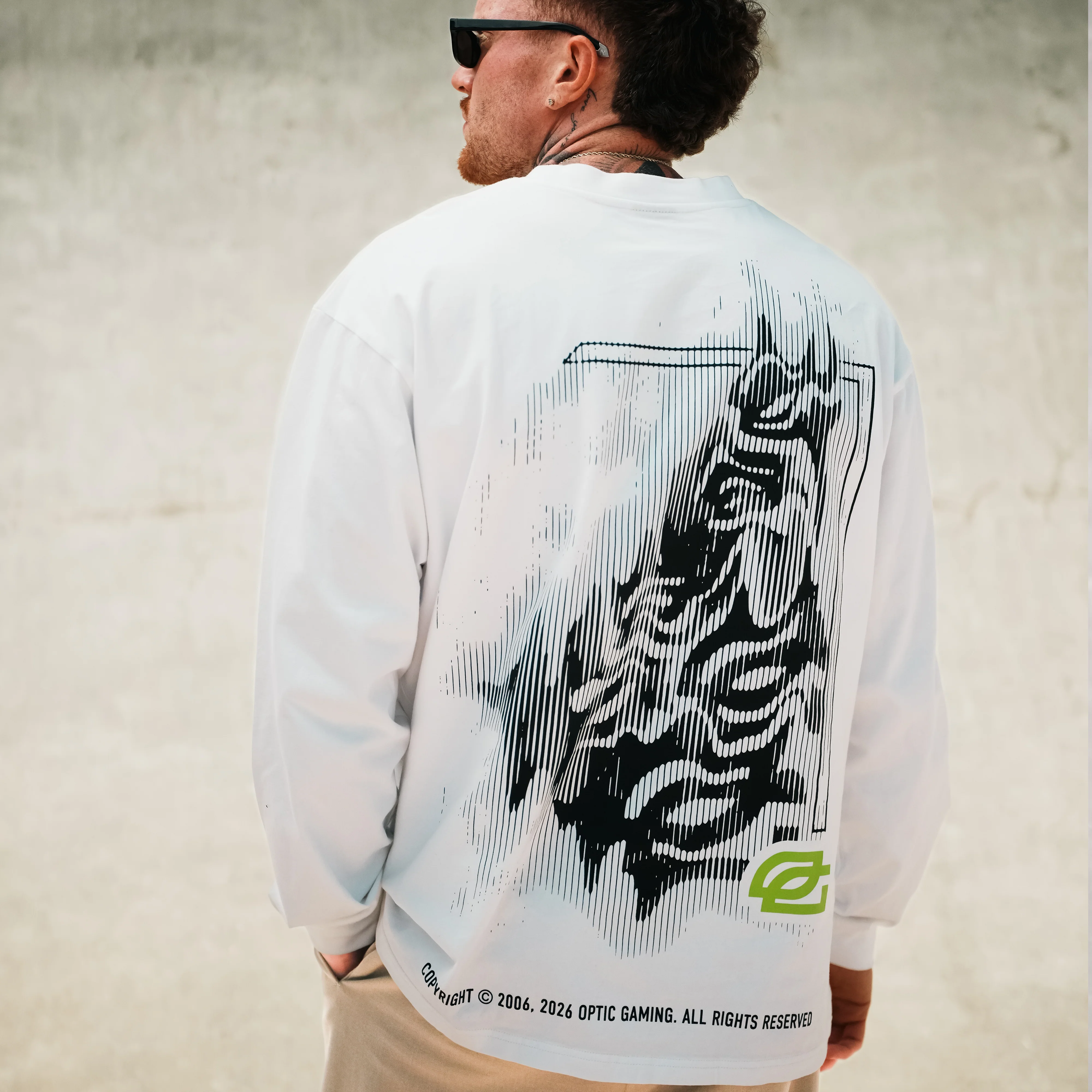 White Distorted Oversize Long Sleeve - Image 3