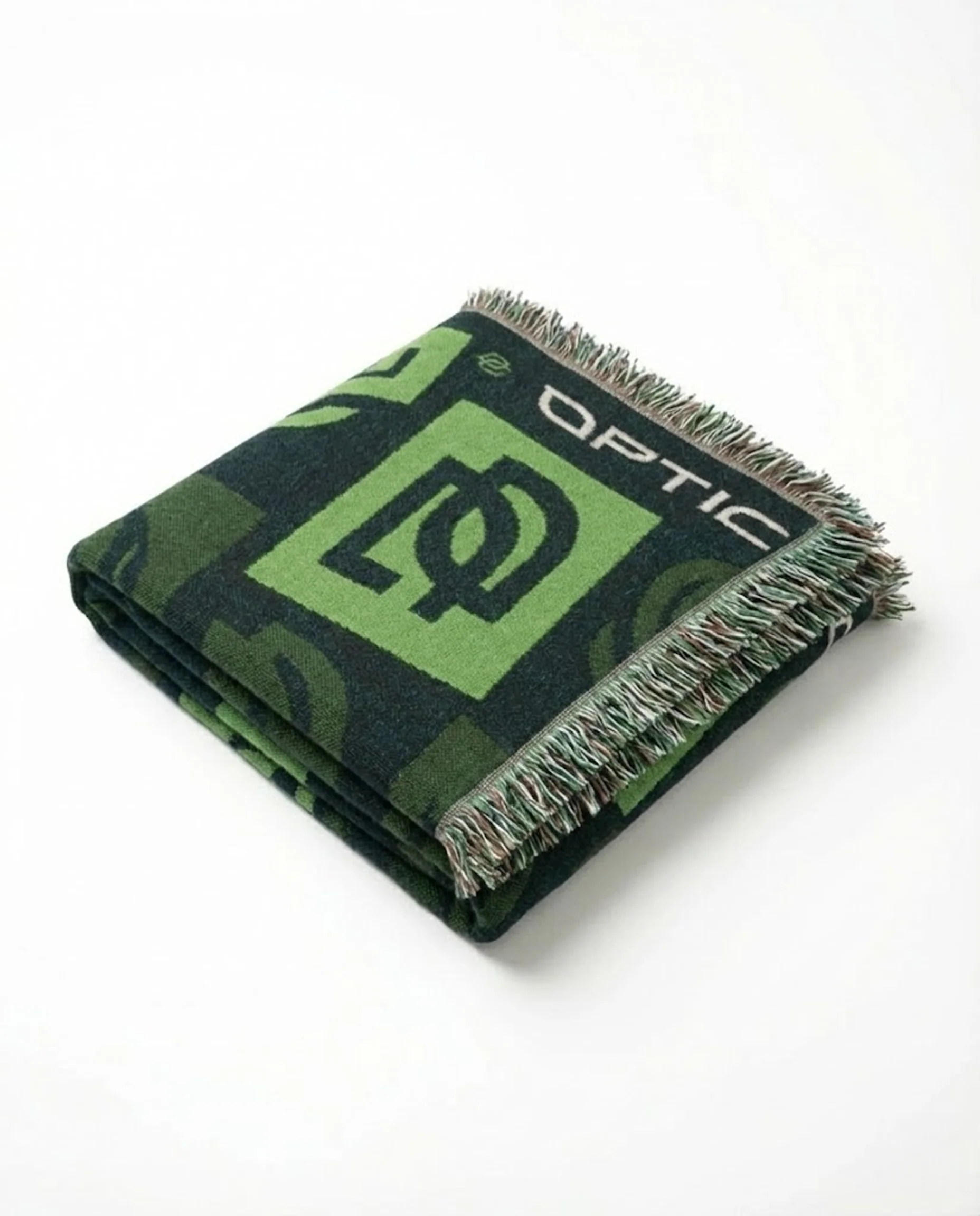 OpTic Throw Blanket in Fern - Image 6